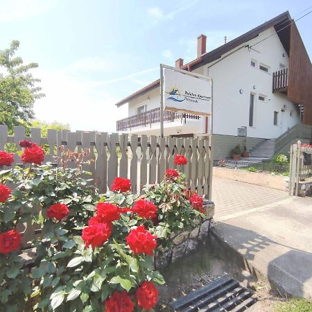 Balaton Apartman Paloznak Exterior photo