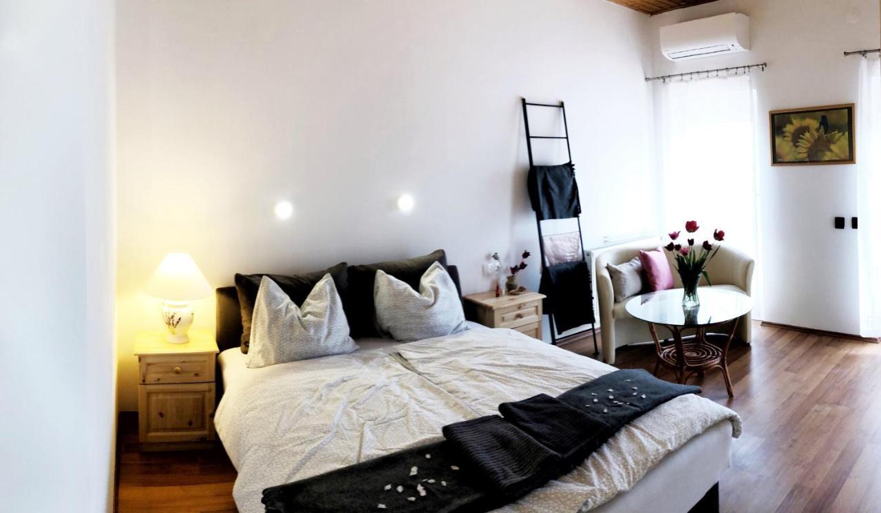 Balaton Apartman Paloznak Exterior photo